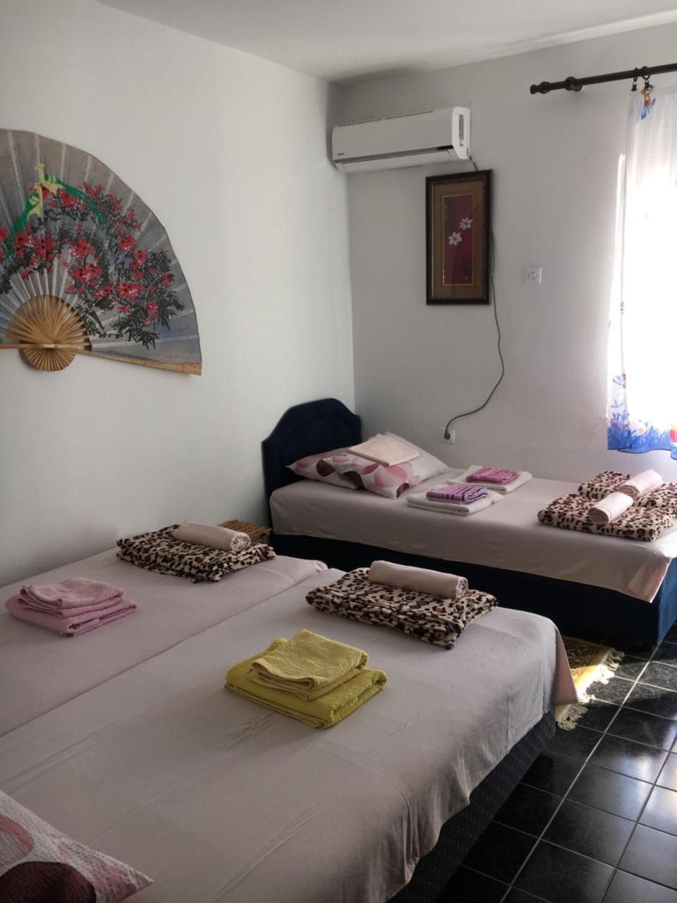 Apartman Tatjana Сутоморе Екстериор снимка