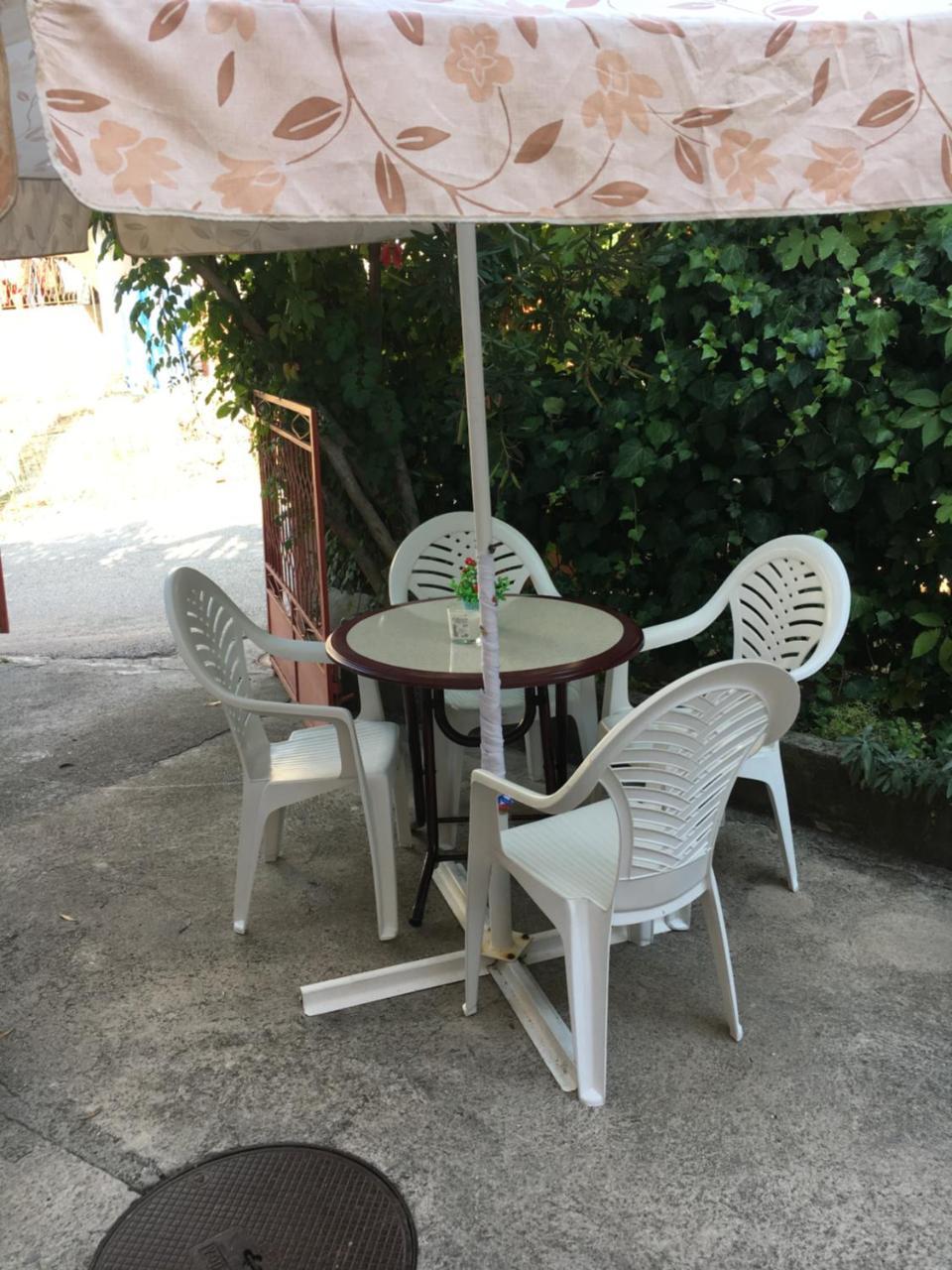 Apartman Tatjana Сутоморе Екстериор снимка