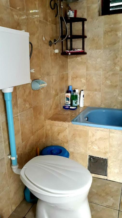 Apartman Tatjana Сутоморе Екстериор снимка